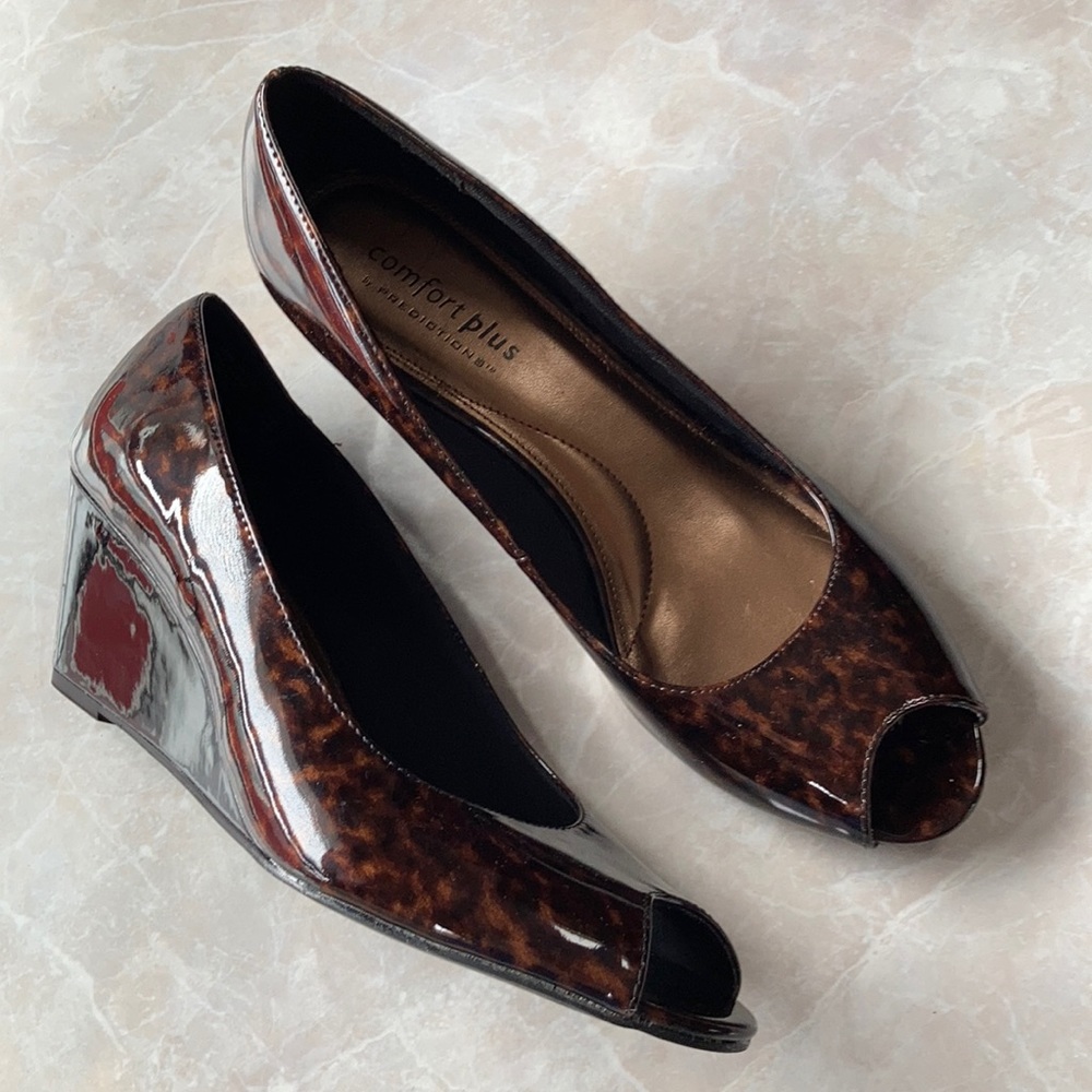 Leopard Open Toe Wedges